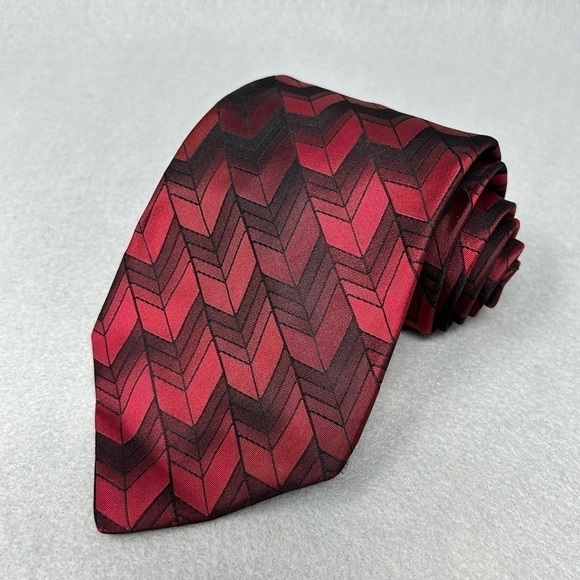 Arrow Men's 100% Silk Neck Tie Red And Black Geometric Tie, 3.75 x 58 - Picture 1 of 6